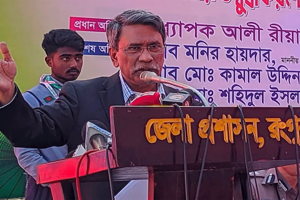 আগামীর বাংলাদেশ কীভাবে চলবে, তার জন্য গণভোট : আলী রীয়াজ